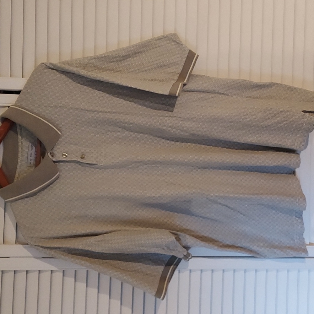 Men's dress shirt